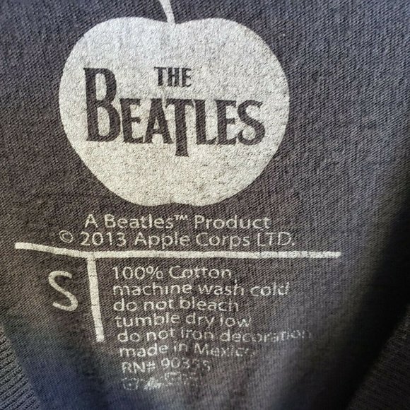 The Beatles Liverpool England Tee Size Small - Picture 2 of 3